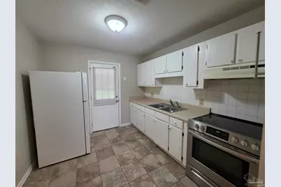 7816 Sabra Dr, Pensacola, FL 32514 - Photo 5