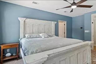 420 Fairpoint Dr, Gulf Breeze, FL 32561 - Photo 13