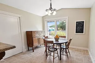 420 Fairpoint Dr, Gulf Breeze, FL 32561 - Photo 11