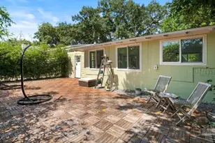 420 Fairpoint Dr, Gulf Breeze, FL 32561 - Photo 7