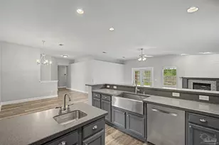 5897 Arch Ave, Pensacola, FL 32526 - Photo 19