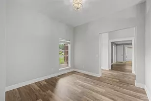 5897 Arch Ave, Pensacola, FL 32526 - Photo 23