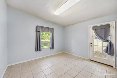 500 S Fairfield Dr, Pensacola, FL 32506 - Photo 7