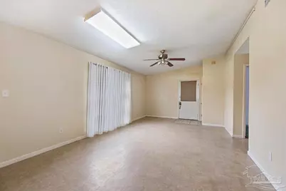 500 S Fairfield Dr, Pensacola, FL 32506 - Photo 11