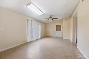 500 S Fairfield Dr, Pensacola, FL 32506 - Photo 11