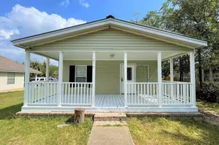 814 N E St, Pensacola, FL 32501 - Photo 1