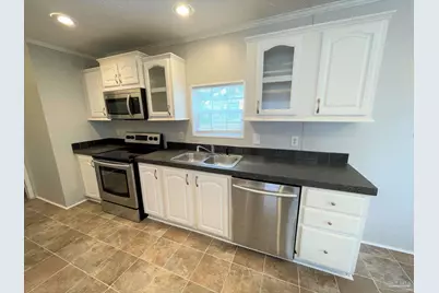 814 N E St, Pensacola, FL 32501 - Photo 7