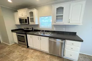 814 N E St, Pensacola, FL 32501 - Photo 7