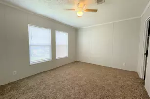 814 N E St, Pensacola, FL 32501 - Photo 9