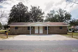 415 Hannah St, Pensacola, FL 32534 - Photo 1