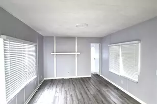 5472 Dover Ave, Pensacola, FL 32526 - Photo 3
