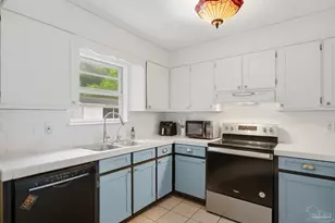2623 Green Bay Ave, Pensacola, FL 32526 - Photo 9