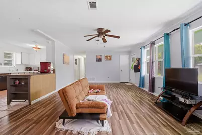 2623 Green Bay Ave, Pensacola, FL 32526 - Photo 7