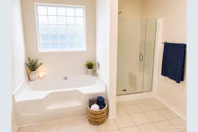 1697 Beachside Dr, Pensacola, FL 32506 - Photo 9