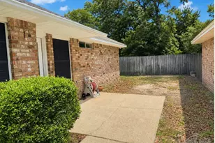 3250 Braxton Cir, Pensacola, FL 32504 - Photo 9