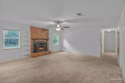 8271 Mobile Hwy, Pensacola, FL 32526 - Photo 21