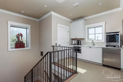 106 Matamoros Dr, Pensacola Beach, FL 32561 - Photo 21