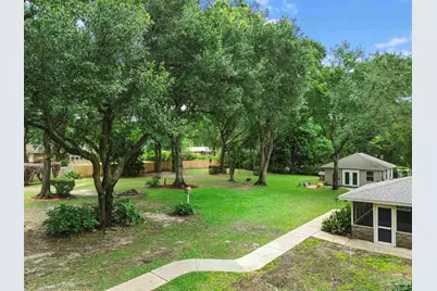 3338 Pursell Ln, Pensacola, FL 32526 - Photo 9