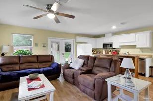 3338 Pursell Ln, Pensacola, FL 32526 - Photo 11