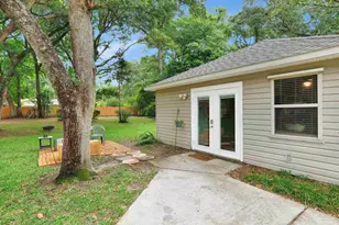 3338 Pursell Ln, Pensacola, FL 32526 - Photo 3
