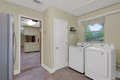 3338 Pursell Ln, Pensacola, FL 32526 - Photo 13