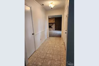 6818 Kitty Hawk Cir, Pensacola, FL 32506 - Photo 5