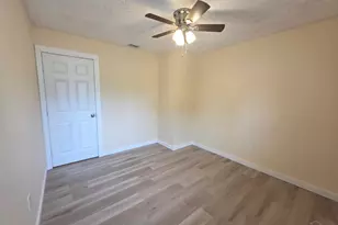 215 Aza Pl, Crestview, FL 32539 - Photo 27