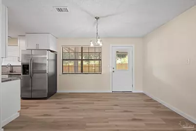 215 Aza Pl, Crestview, FL 32539 - Photo 13
