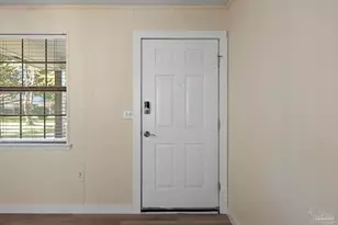 215 Aza Pl, Crestview, FL 32539 - Photo 5
