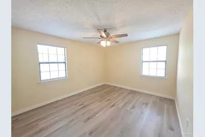 215 Aza Pl, Crestview, FL 32539 - Photo 15