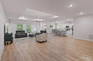 10992 Coues Dr, Pensacola, FL 32526 - Photo 3