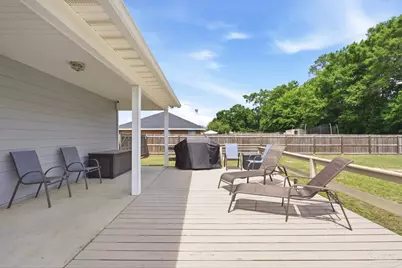1524 Twin Pines Cir, Cantonment, FL 32533 - Photo 39