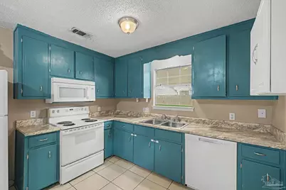 3936 Elmcrest Dr, Pensacola, FL 32504 - Photo 17