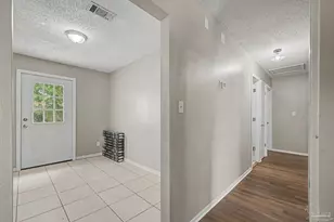 3936 Elmcrest Dr, Pensacola, FL 32504 - Photo 11