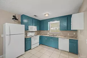 3936 Elmcrest Dr, Pensacola, FL 32504 - Photo 15