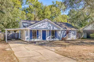 3936 Elmcrest Dr, Pensacola, FL 32504 - Photo 3