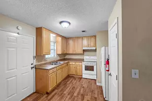 1011 N Dr Martin Luther King Jr Dr, Pensacola, FL 32501 - Photo 3