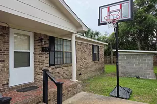 1011 N Dr Martin Luther King Jr Dr, Pensacola, FL 32501 - Photo 1
