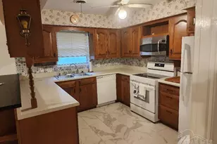 5801 Kendall Ave, Pensacola, FL 32506 - Photo 15
