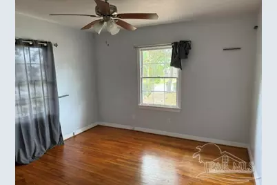 721 Gentian Dr, Pensacola, FL 32503 - Photo 13