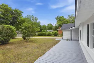 7717 Pontiac Dr, Pensacola, FL 32506 - Photo 5
