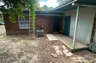 1330 Lake Dr, Cantonment, FL 32533 - Photo 13
