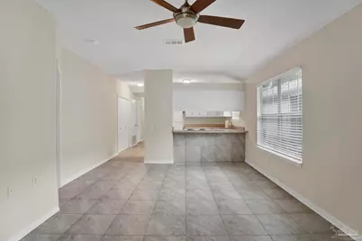 1613 Governors Dr, Pensacola, FL 32514 - Photo 5
