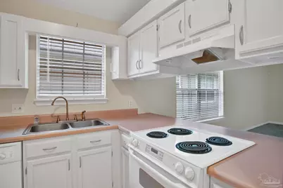 1613 Governors Dr, Pensacola, FL 32514 - Photo 11