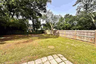 13 Elegans Ave, Pensacola, FL 32507 - Photo 17
