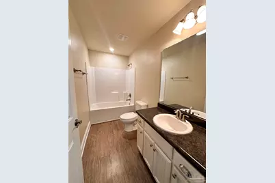 13 Elegans Ave, Pensacola, FL 32507 - Photo 9