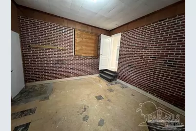 5733 Orange St, Milton, FL 32570 - Photo 11