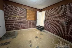 5733 Orange St, Milton, FL 32570 - Photo 11