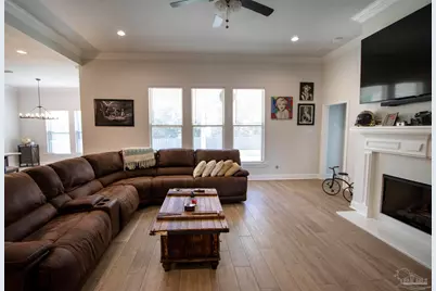 5689 Oak Haven Dr, Gulf Breeze, FL 32563 - Photo 1