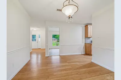7390 Chesterfield Rd, Pensacola, FL 32506 - Photo 13